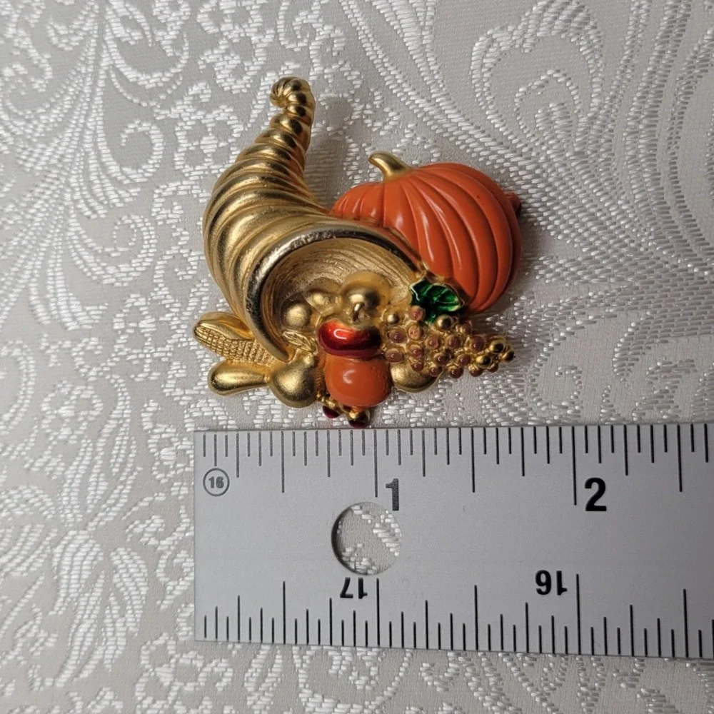 VTG Gold‎ Tone Cornucopia Brooch Danecraft Festive Fall Harvest Thanksgiving - Picture 7 of 8